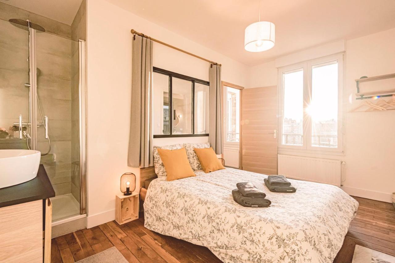 Charme de l'ancien pour cet appartement entièrement rénové dans l'hypercentre de Reims Exterior foto